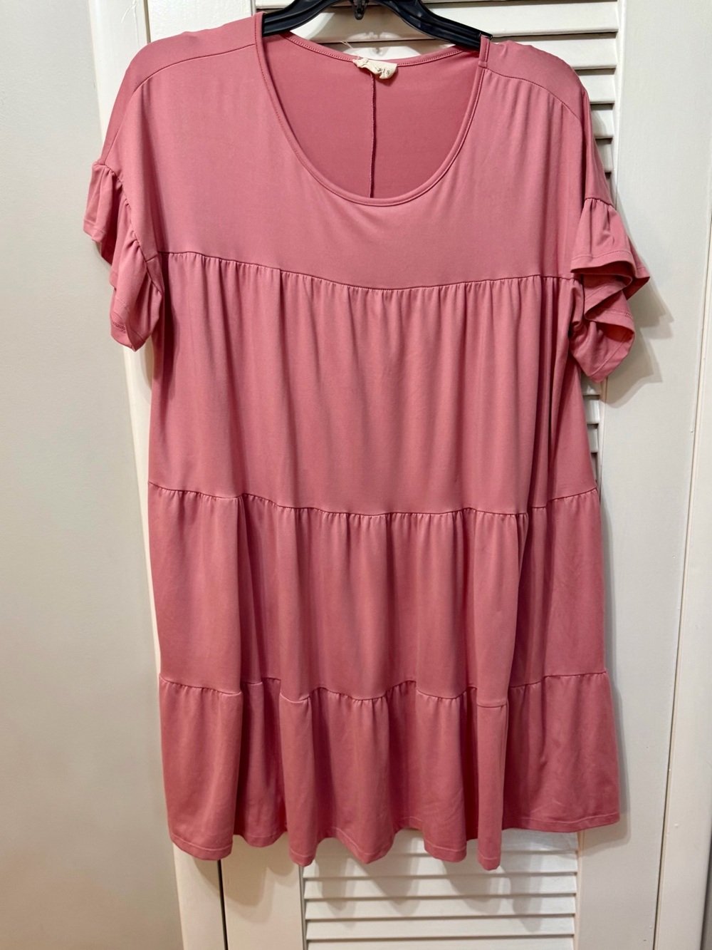 Women's Tiered Short Sleeve Dress - Dusty Rose